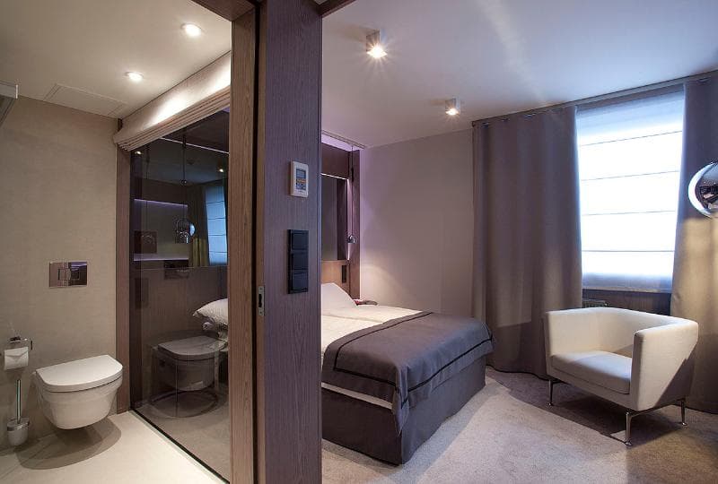 Ilonn Hotel image 1
