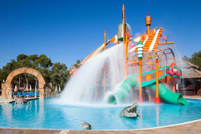 Invisa Hotel Club Cala Blanca image 2