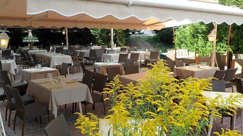 Hotel-Restaurant Spa Les Peupliers image 2
