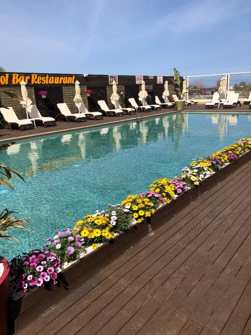 Paradice Hotel Luxury Suites image 2