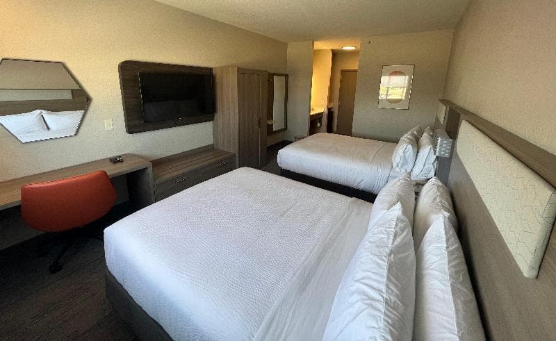 Holiday Inn Express Wichita North-Park City image 2