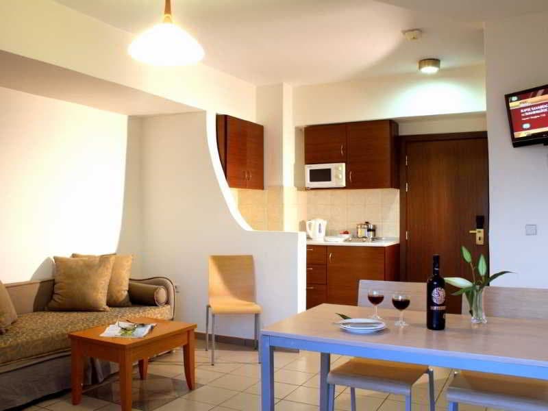 Rodian Gallery Apartments Hotel image 2