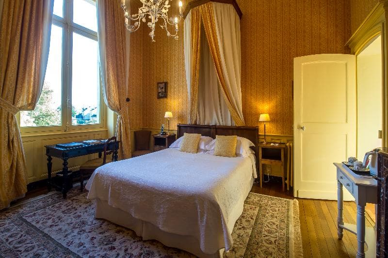 Hôtel Spa Château la Comtesse de Loire image 1
