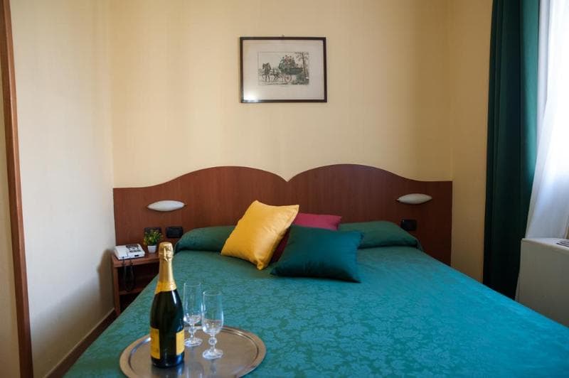 The Best Hotel - Main View