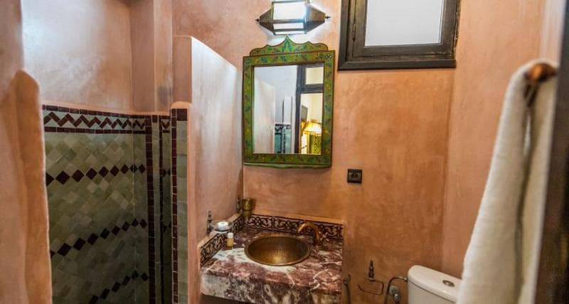 Stay at Riad Jardin Chrifa