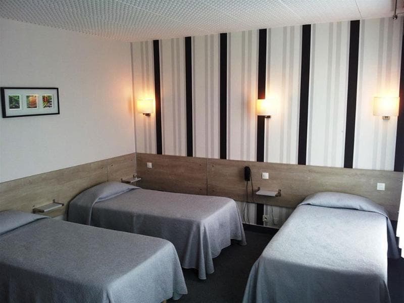 Sure Hotel by Best Western Angouleme image 1