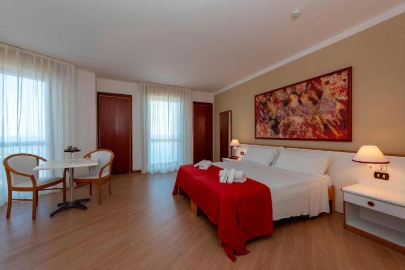 Hotel & Resort Torre Normanna image 2