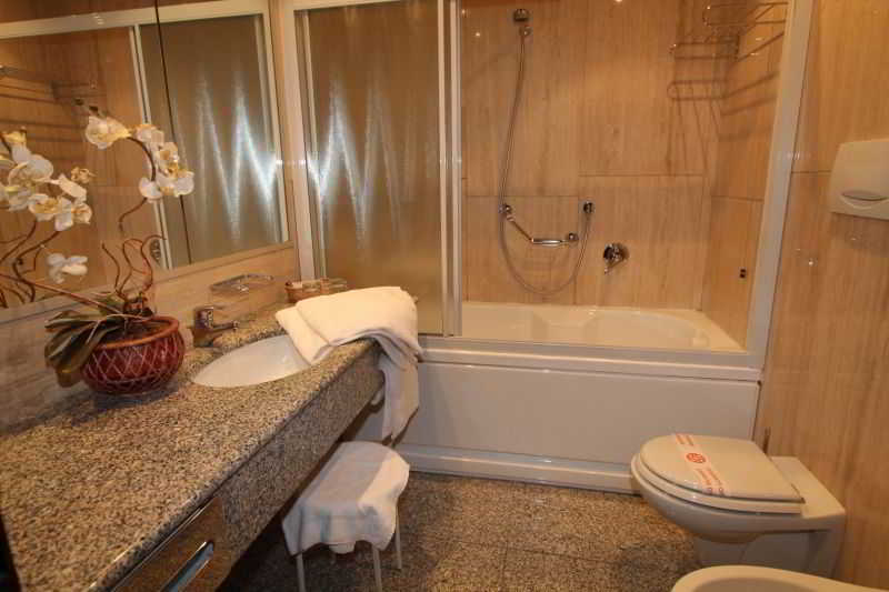 Alfa Fiera Hotel image 2