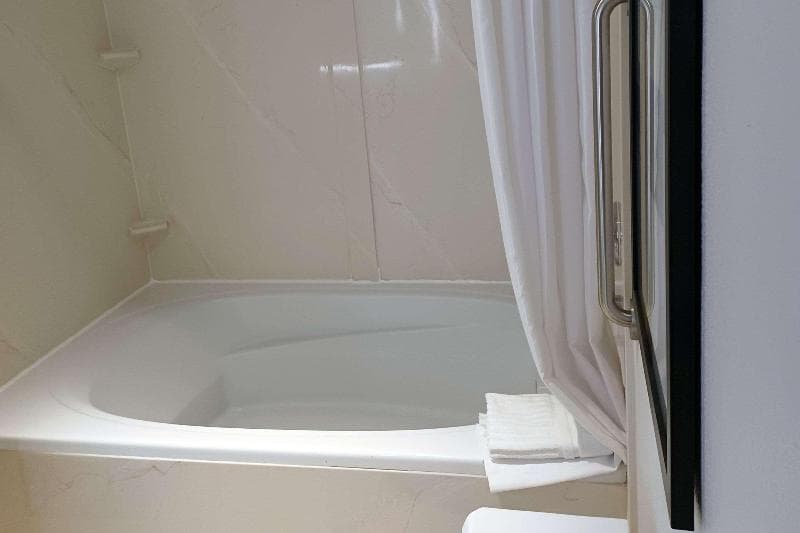 Stay at Comfort Inn Edinburgh - Columbus