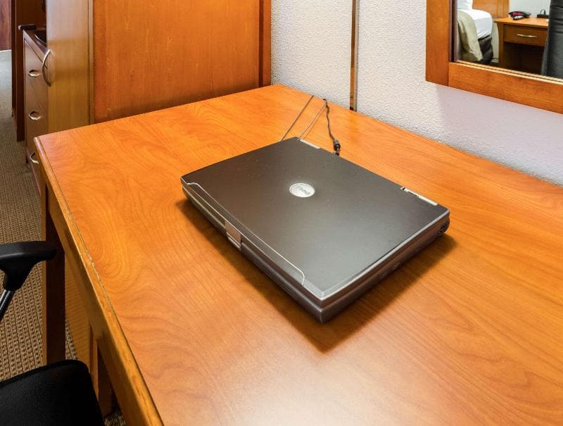Quality Inn & Suites Salina image 1