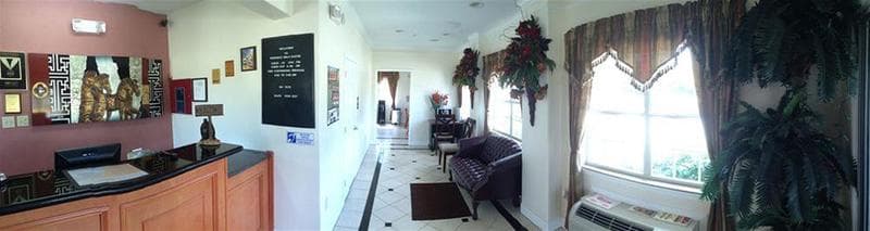 Scottish Inns & Suites image 2