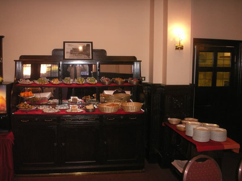 Metropolhotel image 1