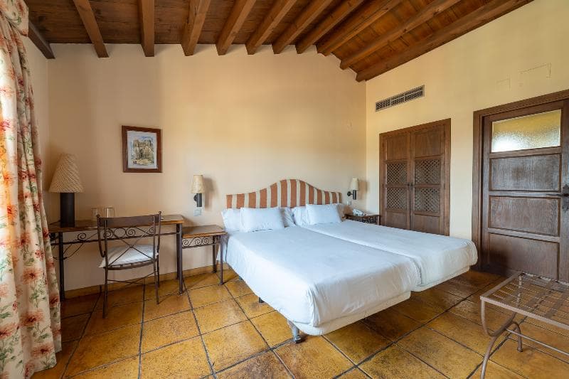 Hotel Cigarral De Caravantes image 2