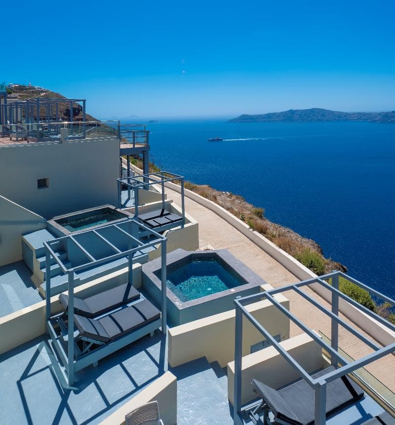 Gizis Cliffside Suites image 1