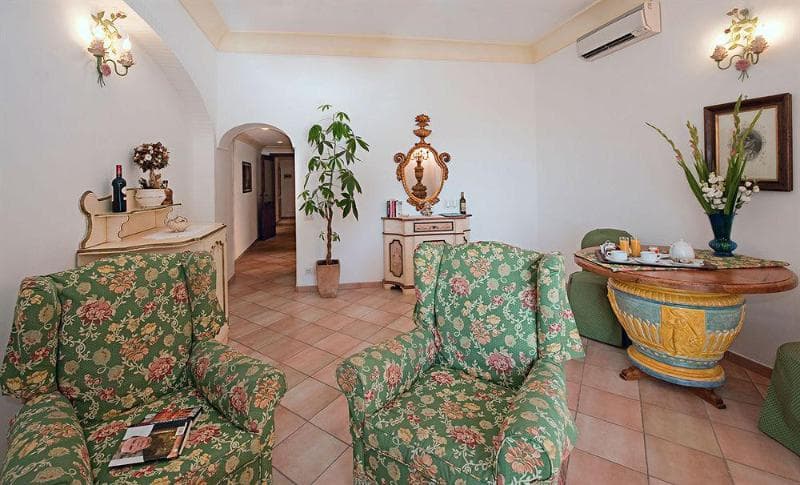 Stay at Hotel Royal Prisco