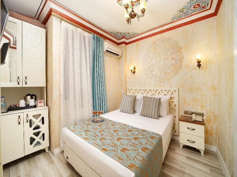 Aldem Hotel image 1