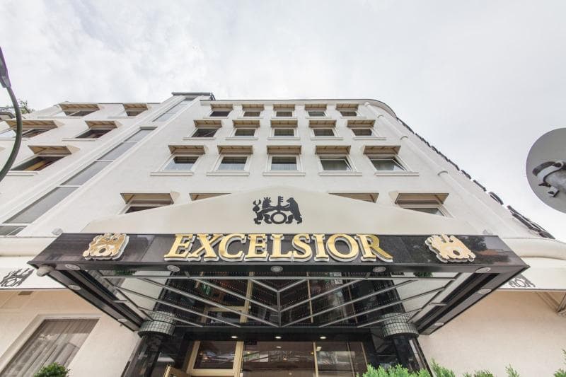 Novum Hotel Excelsior Dusseldorf image 2