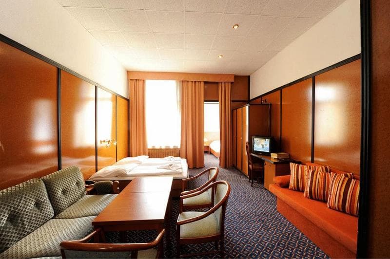 CityHotel am Kurfürstendamm image 1