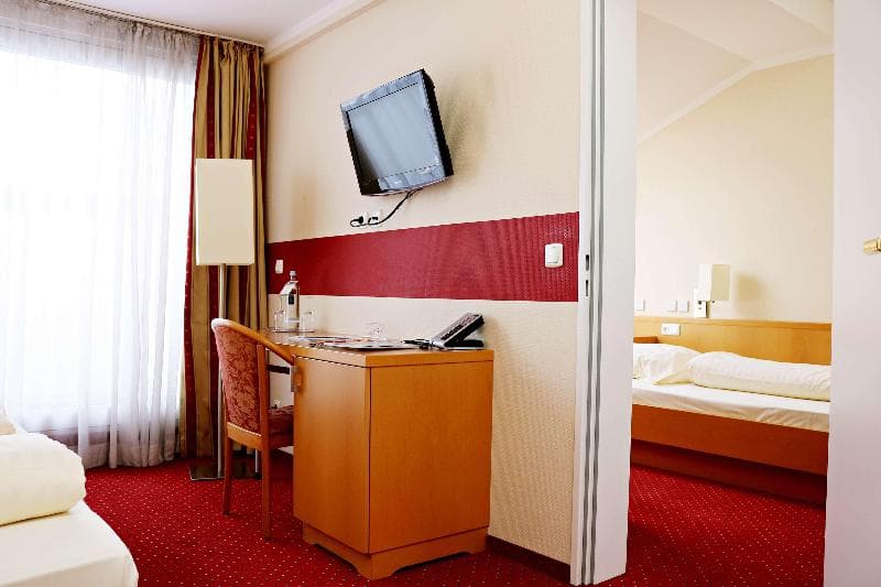 Air in Berlin Hotel image 2