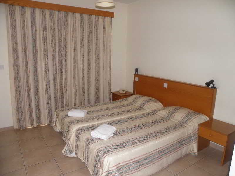 Valana Hotel Apartments image 1