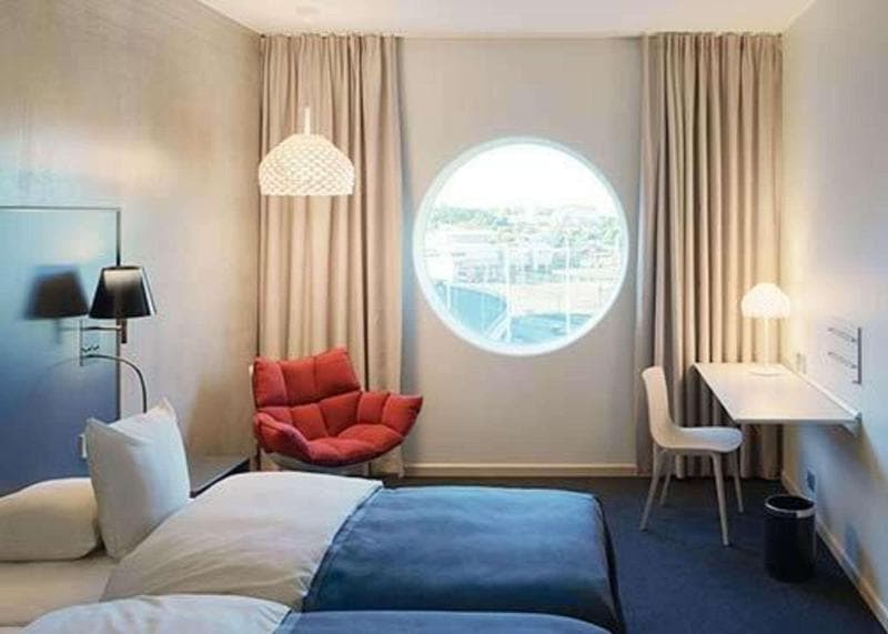 Quality Hotel Strawberry Arena image 1
