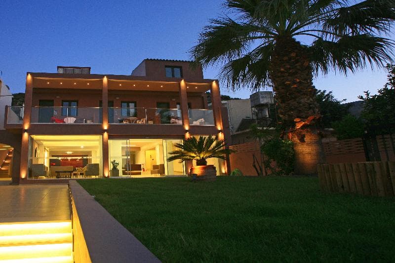 Stay at Katrin Suites
