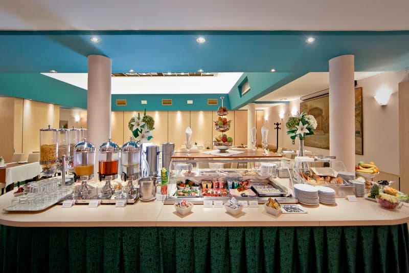 Stay at Hotel Central