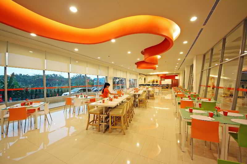 HARRIS Hotel Sentul City Bogor image 1