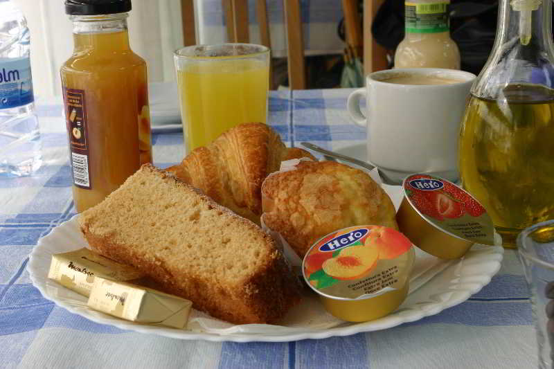 Stay at Hotel Cervantes