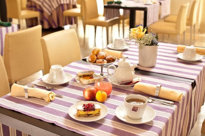 Al Tezzon Hotel image 2