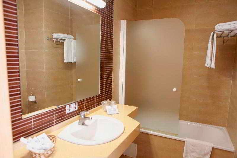 Adiafa Hotel image 1