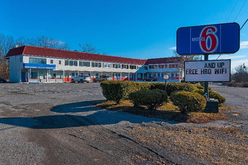 Rodeway Inn image 1