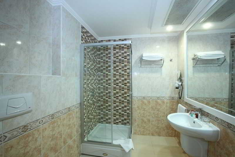 Royal Arena Resort image 1
