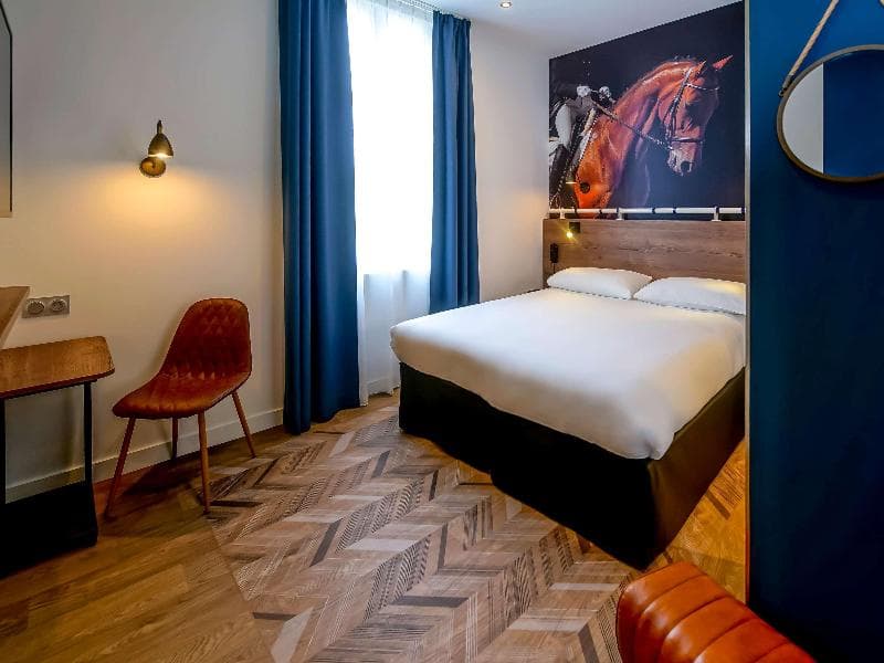 ibis Styles Saumur Gare Centre image 1