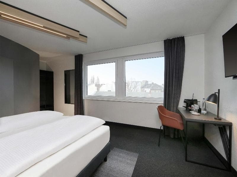 B&B HOTEL Berlin City West image 2