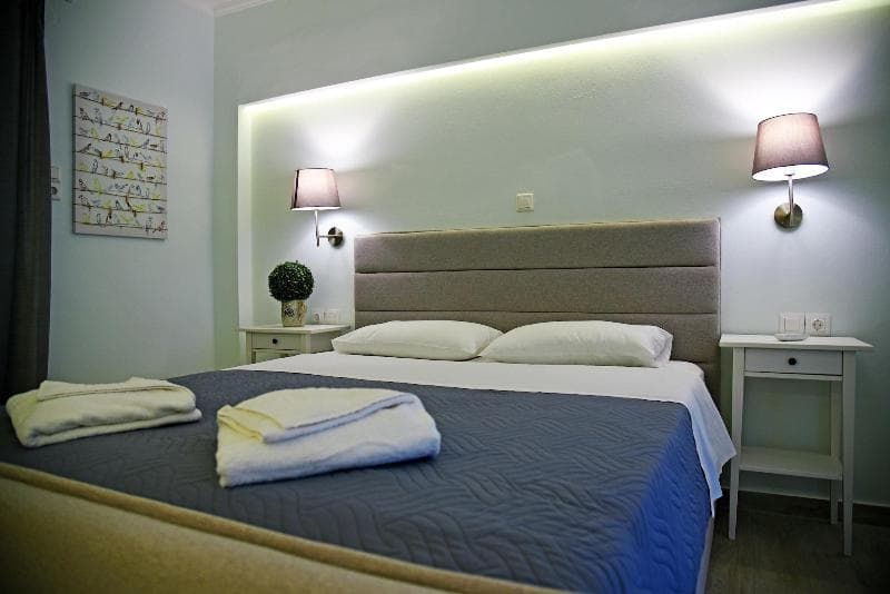 Castello Apartments image 2
