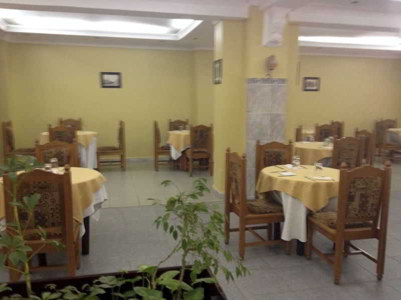 Hotel de l'Aeroport image 2