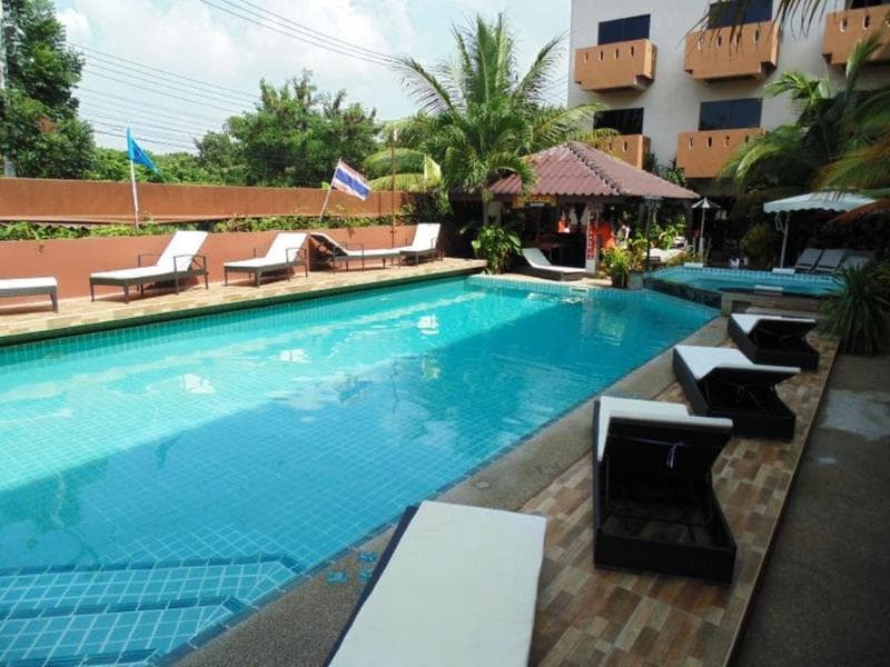 Stay at Cocco Resort