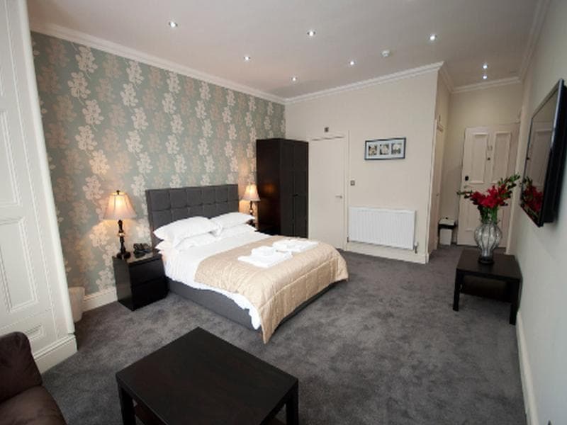 Palmerston Suites     - Main View