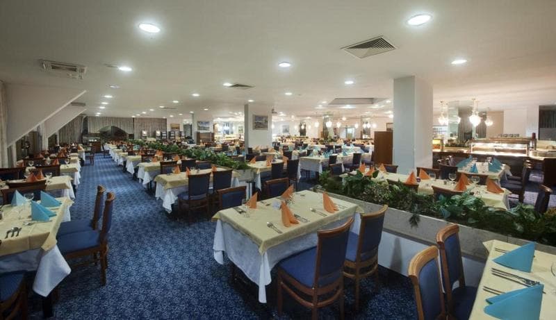 Vile Park Hotel image 2