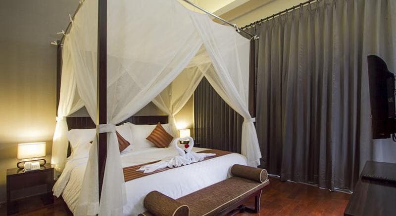 18 Suite Villa Kuta image 2
