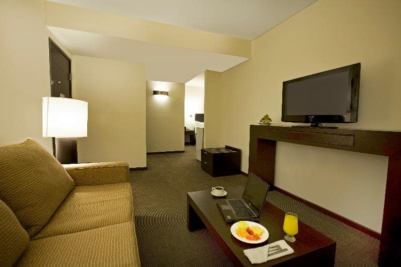 Fiesta Inn Tepic image 2