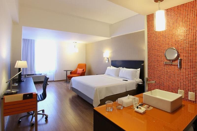 Fiesta Inn Tlalnepantla image 1