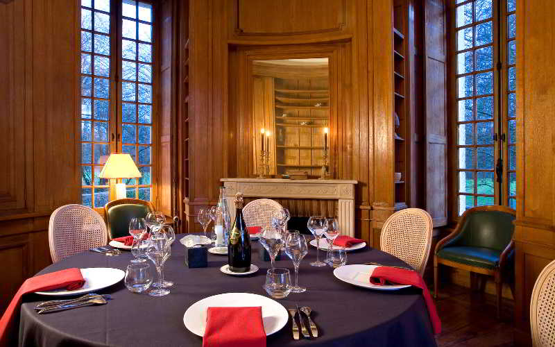 Le Chateau Des 7 Tours image 2