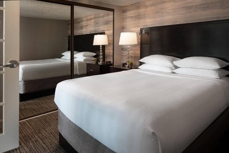 Salt Lake Marriott Downtown at City Creek image 2