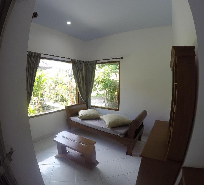 Gili Smile Bungalow image 2