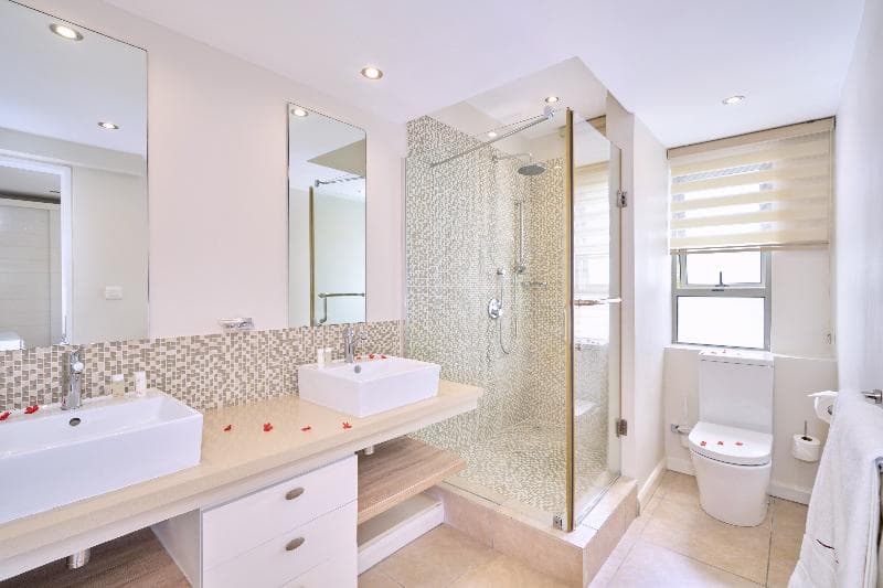 Bon Azur Beachfront Suites & Penthouses by LOV image 1