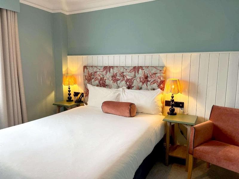 Stay at Hotel Collingwood, BW Signature Collection