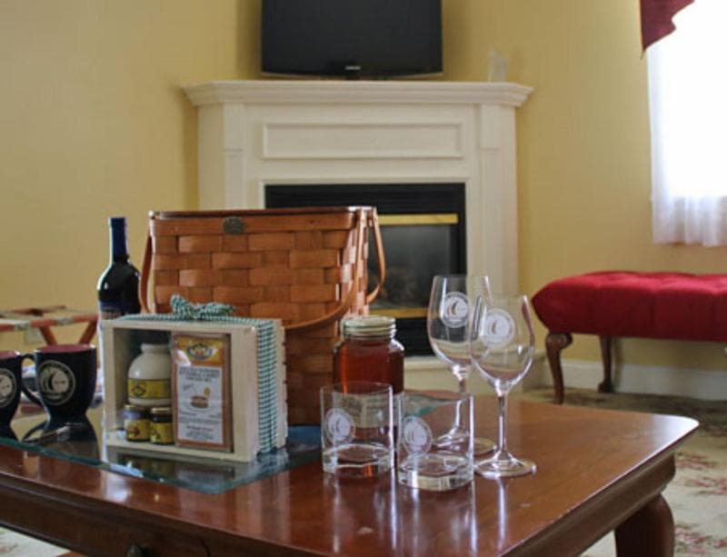 Kearsarge Inn image 2
