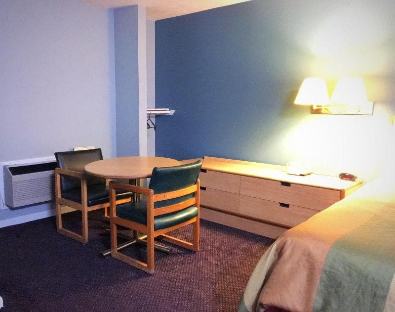 Overton Motel image 2